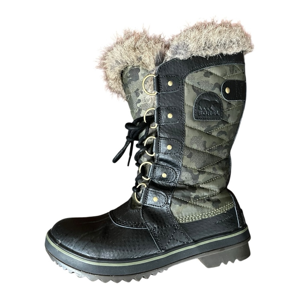 Sorel Women's Black and Green Winter Boots